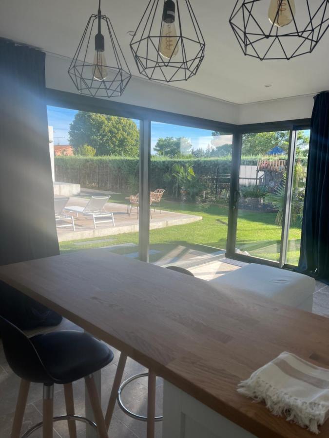 Magnifique Studio Avec Piscine Arles Eksteriør billede